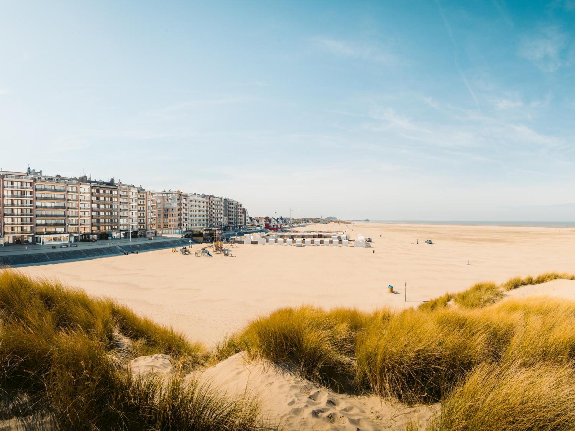Holiday Suites Zeebrugge Bruges Exterior foto