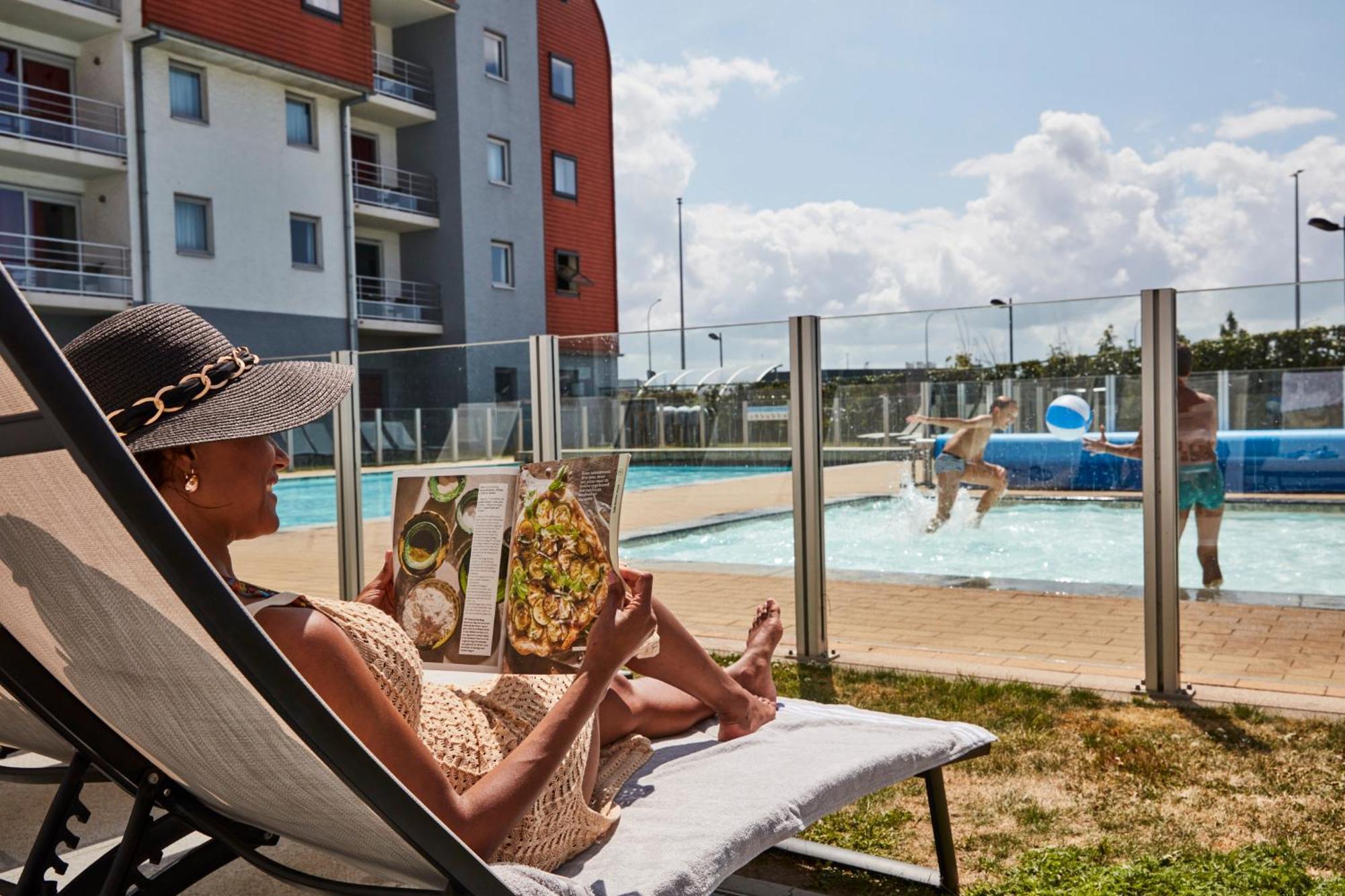 Holiday Suites Zeebrugge Bruges Exterior foto