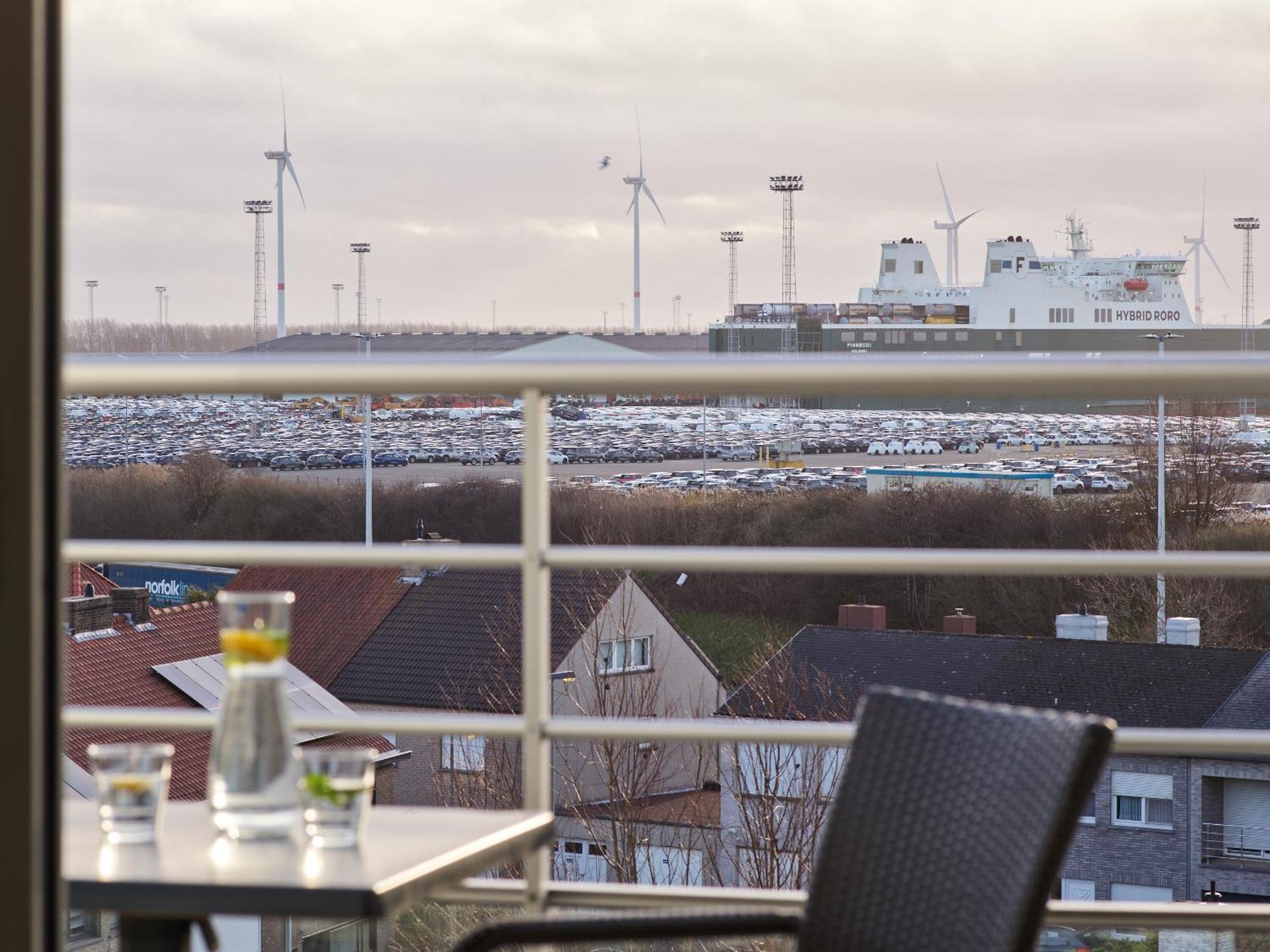 Holiday Suites Zeebrugge Bruges Exterior foto